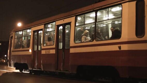 Хорошо потрахал в рот и попку 18-летнюю русскую рыжулю