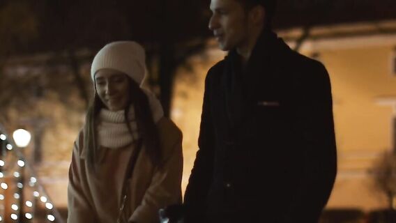 Фотограф отодрал в попец русскую девушку с татухой на груди