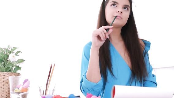 Трахнул молоденькую любовницу и заправил ее пизду спермой